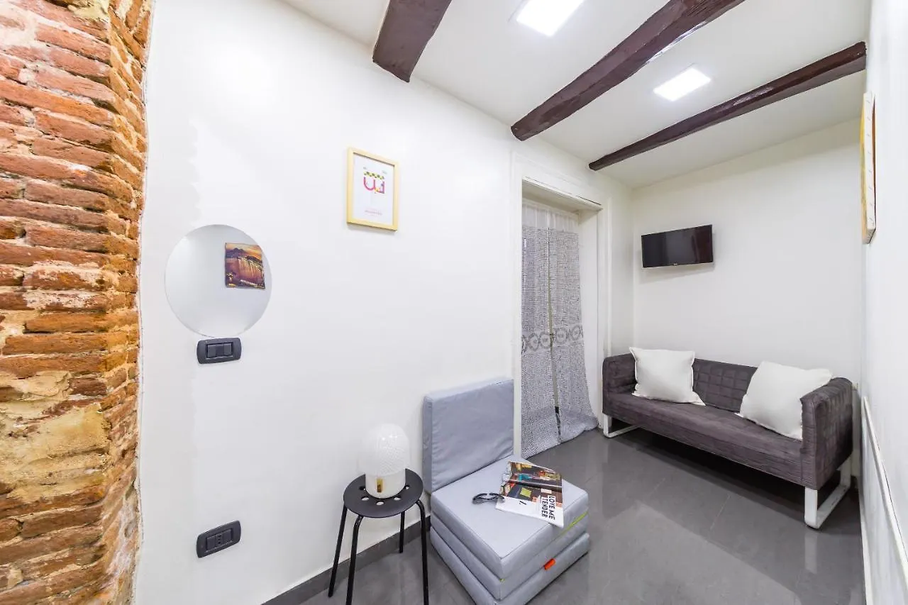 Santa Sofia'S Flat At The Historical Center By Wonderful Italy Apartment Naples
